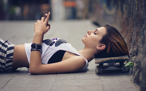 李姓取名字大全女孩100分二字