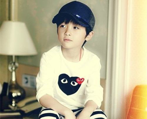 李逸宸名字打分_李逸宸名字怎么样