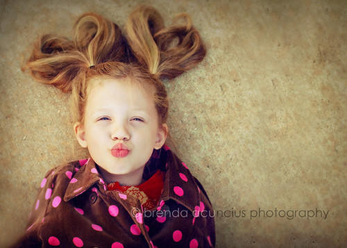 颜字起名女孩名字打分