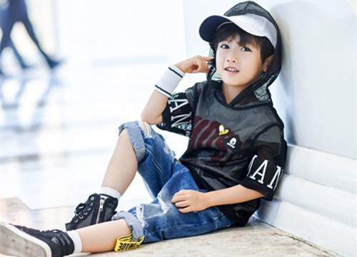 女孩子叫王依什么好听的名字