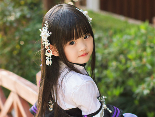 姓王选三个字名字