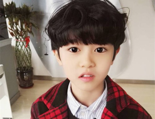 王姓男孩名字顺口好听4个字