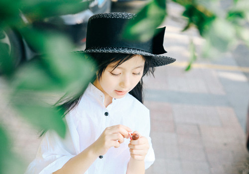 姓秦带木女孩名字
