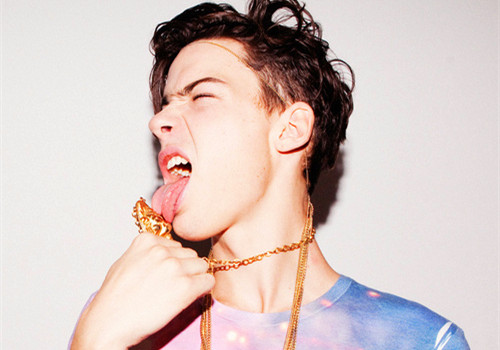 张跃萧名字打分_张跃萧名字能打多少分