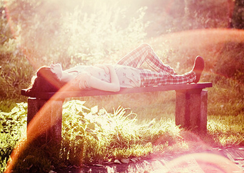 姓赵的女孩名字三个字-赵妤溪名字能打多少分