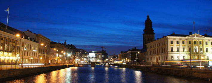 家中挂画讲究大，有钱人都这么挂！