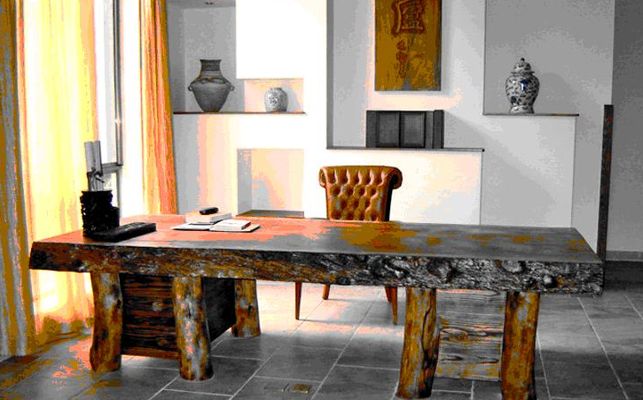 别不信!这种摆放办公桌风水惹祸又挡财?你中招了吗?