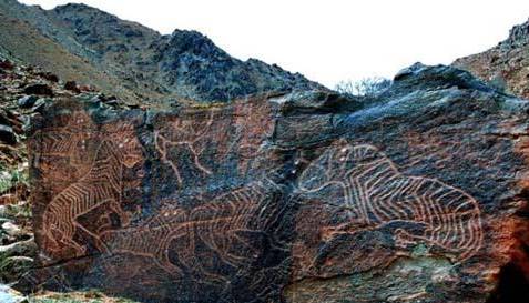 贲卦变艮卦的寓意_山火贲变艮卦_山火贲贲卦女问爱情