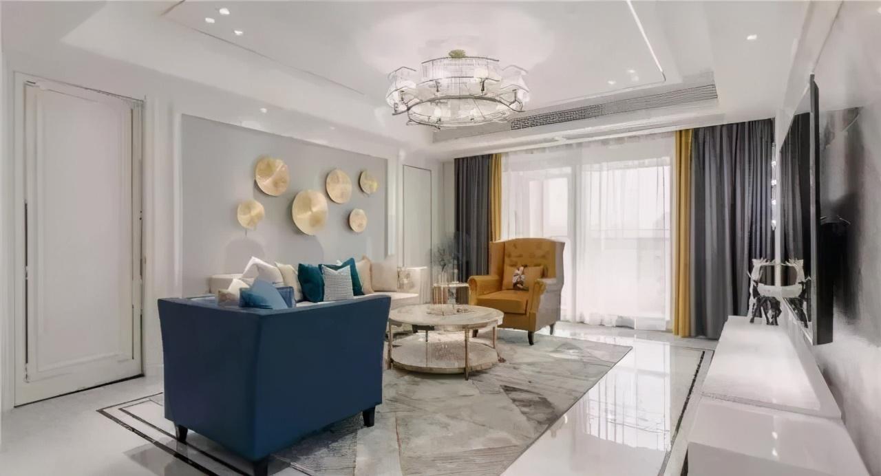 这是一套三居室，装了轻奢美式，还大气实用！