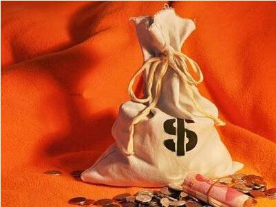 如何化解厨房地面高于客厅的风水问题？八字命理漏财Q4