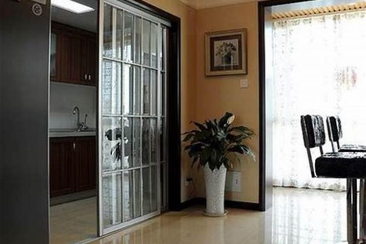 大厅阳台与厨房门正对好吗？居家风水的禁忌有哪些