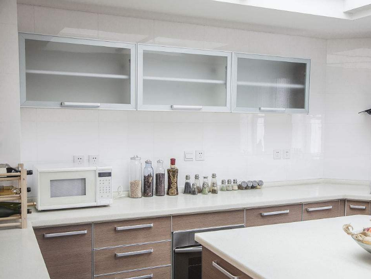 装修风水禁忌100条阳台装修风水_装修风水禁忌100条_家庭装修风水禁忌100条大门对厕所