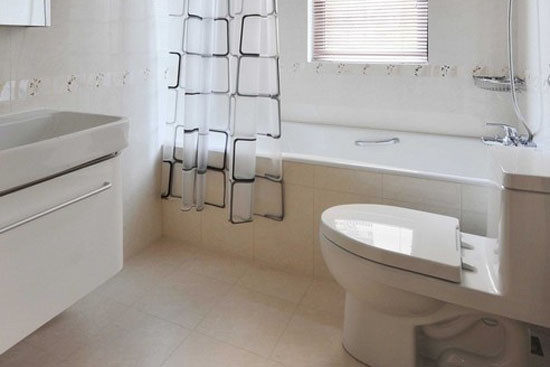 马桶摆放风水_马桶不靠墙 风水_马桶型户型的风水