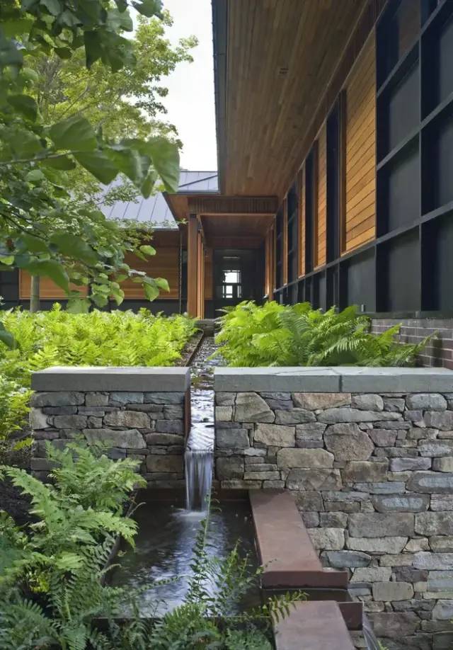 培龙补砂培龙补砂，有的地方有来龙，却没有护砂