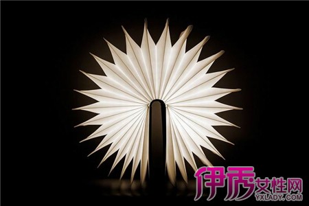 灯饰设计和墙体结合 在家打造美丽星空