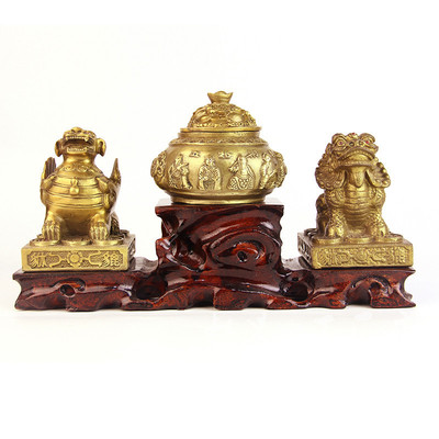 办公室的老板桌摆什么风水摆件好？的摆件有哪些