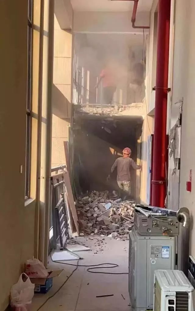 楼房户型面积怎么算_cad图面积怎么算面积_入户花园算全面积还是半面积