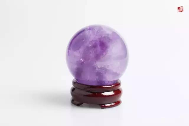 大润发有桌台摆件买吗_女生办公桌旺事业的风水摆件_办公室风水招财旺事业