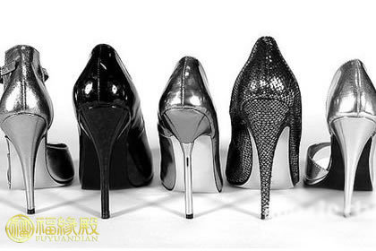 鱼缸摆放位置风水图2016_书房鱼缸摆放位置风水图_办公室鱼缸摆放位置风水图