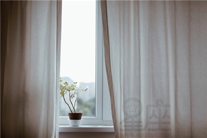 窗帘用什么颜色风水好？窗帘的忌讳