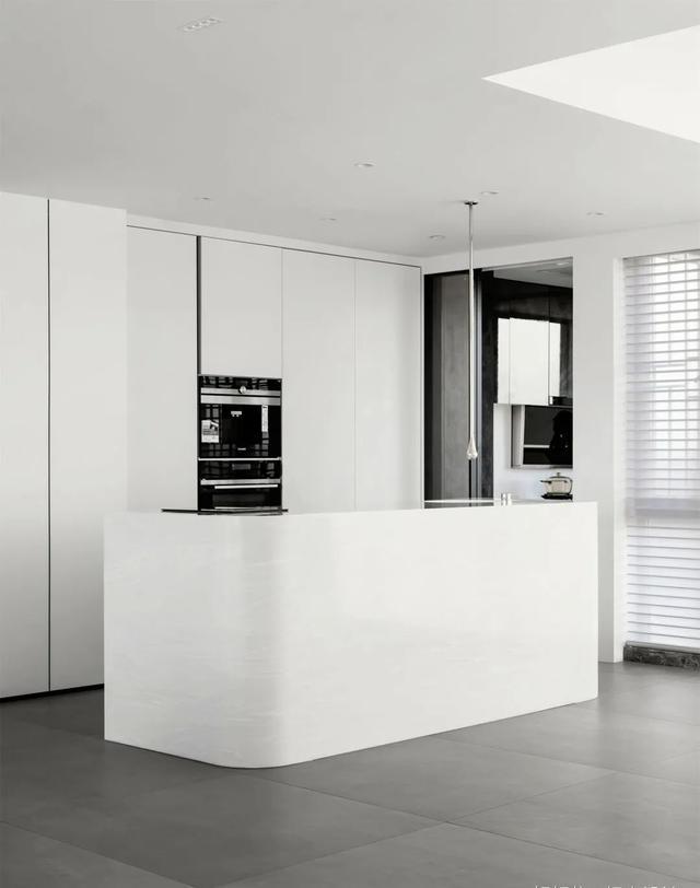 楼梯下面做书房风水_书房风水_书房东北角风水