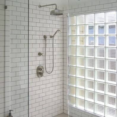 玻璃墙砖有哪些种类  玻璃墙纸如何搭配使用