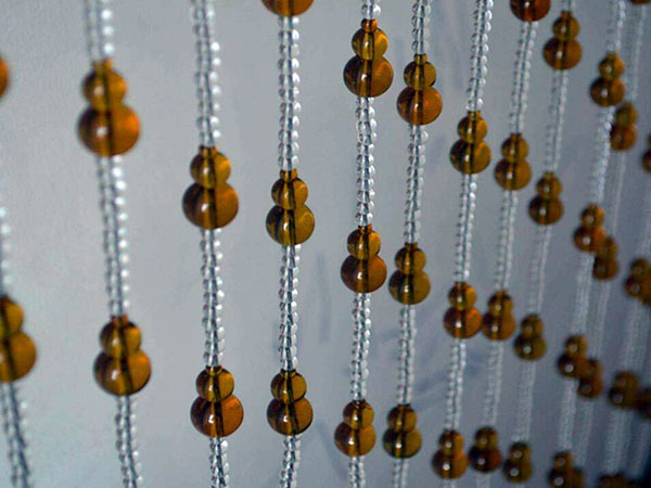 厕所挂什么珠帘挡煞？卫生间风水珠帘颜色有哪些？