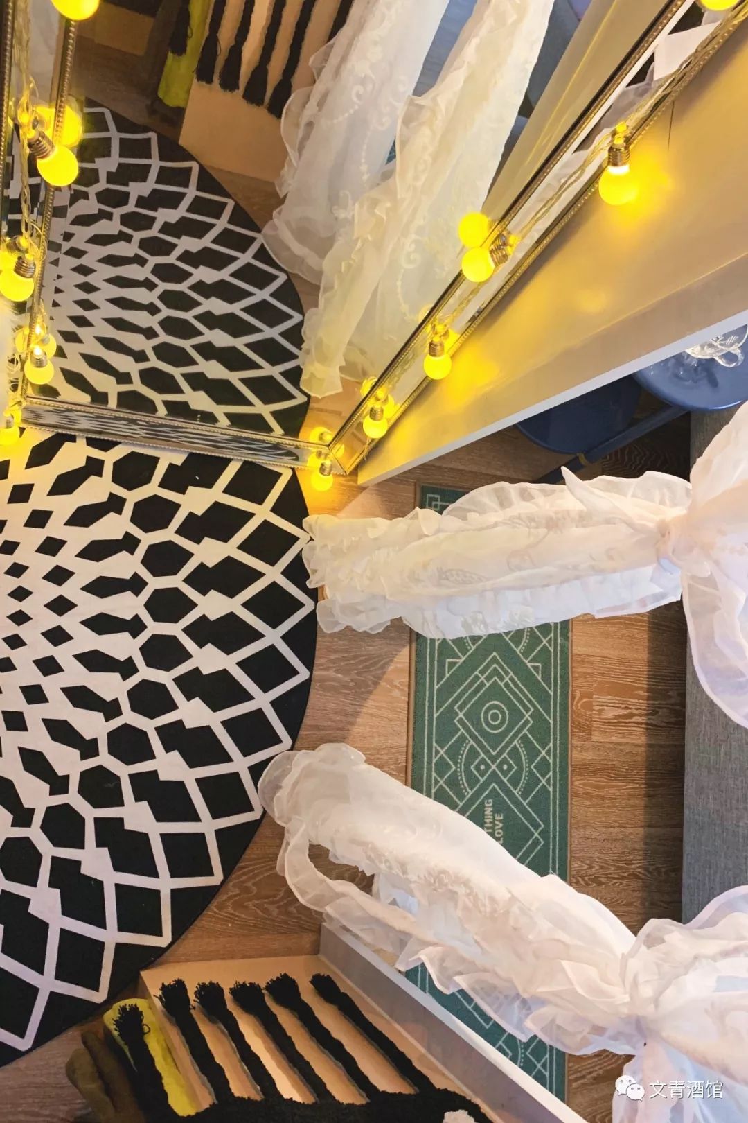 卧室墙面颜色 风水_卧室墙面图案风水讲究_卧室墙面挂饰风水