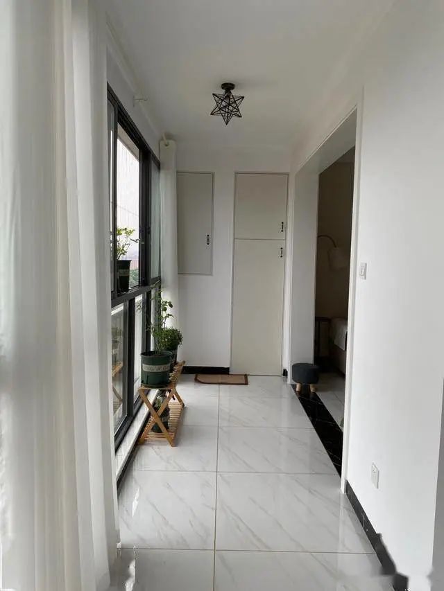 卧室墙面风水颜色_卧室墙面挂饰风水_卧室摆放风水 卧室颜色风水