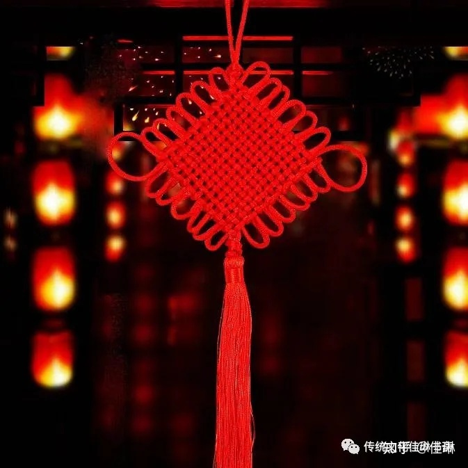 卧室挂地图风水讲究_卧室门上挂中国结风水_卧室挂风水画好吗