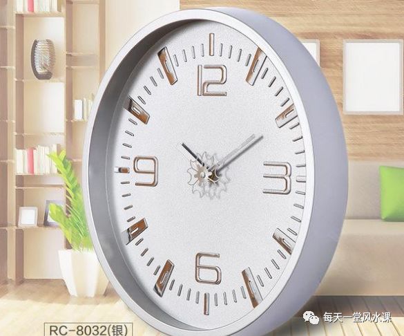 慈世堂：卧室挂钟风水禁忌，你知道吗？