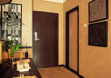 卧室门对门风水化解_入户门对着卧室门风水画化解_门对卧室门风水化解