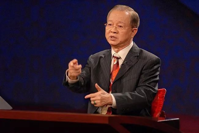 曾仕强和倪海厦都是让大家十分尊重的大师，两个人对易经都有深入研究