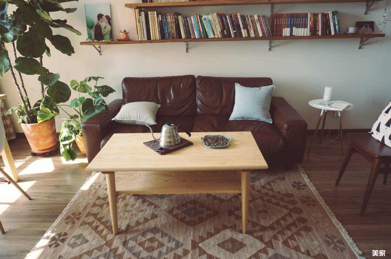 玄关两鹿画挂什么图最好 风水_玄关画挂多高合适_玄关挂荷花风水