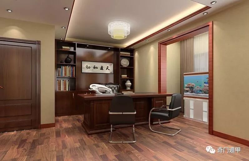 总经理办公室风水布局，譬如办公桌左前方应通畅无阻,