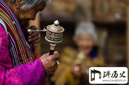 藏传佛教中常见的8大法器